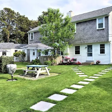 The Seagrove Suites & Guest Rooms