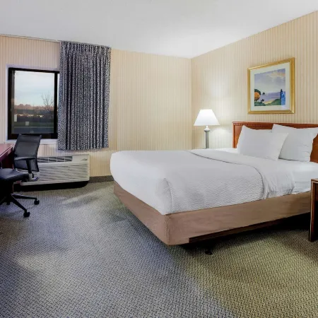 La Quinta Inn by Wyndham Detroit Southgate