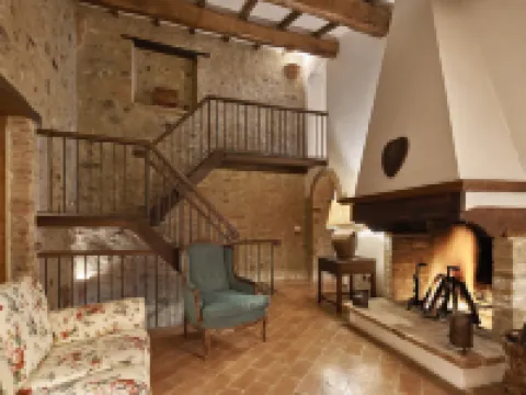 Borgo Il Poeta Hotels in Umbertide