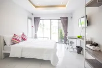 Baan le Vimaan Hotels in Chaloem Phra Kiat