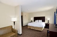 Cobblestone Inn & Suites - Holstein