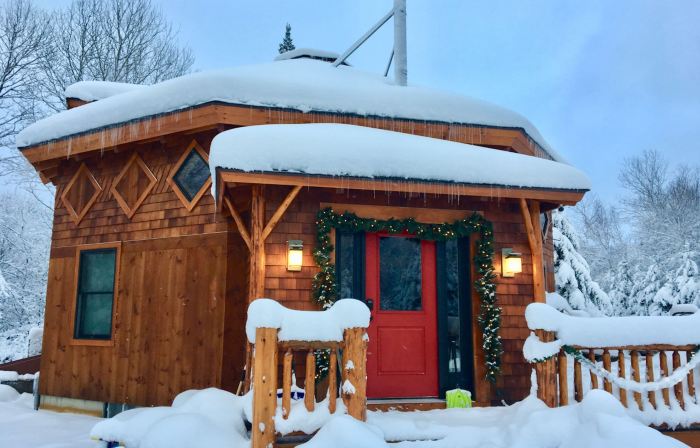 Moose Lodge and Cabins by Bretton Woods Vacations