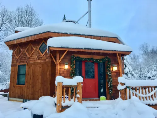 Moose Lodge and Cabins by Bretton Woods Vacations Hotels in Carroll