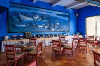 The Crown Goa - Desayuno