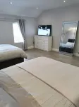 Modern 3-Bed Apartment in Magherafelt Sleeps 8 Hotels in Bellaghy