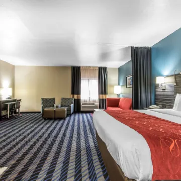 Comfort Suites Fairgrounds West Hotels near OKC Fair Park