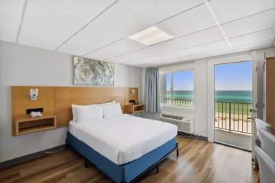 Sugar Sands Beachfront Hotel, a by the Sea Resort