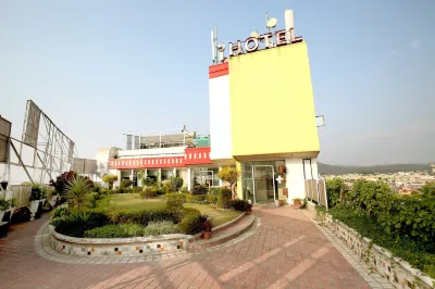 Treebo Sky 5 Hotels in Manimajra