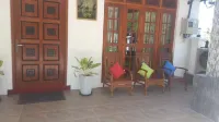 River Vally Inn فنادق في Gurudeniya