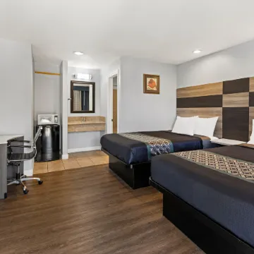 Bay Breeze Inn