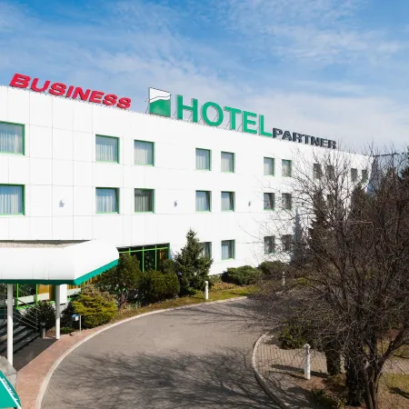 Hotel Partner Отели рядом с достопримечательностью «Бялолека»