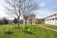 Residhome aparthotel Paris Saclay - Bures sur Yvette Hotels in Orsay