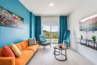 Stylish-King Beds, Free Parking, Near Attractions