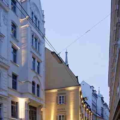 Hotel König Von Ungarn Hotel Exterior