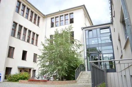 Jugendherberge Potsdam Отели в г. Нутеталь