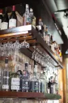 Kinn Guesthouse Bay View - بار
