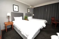 Protea Hotel Harrismith Montrose فنادق في Qwa-Qwa