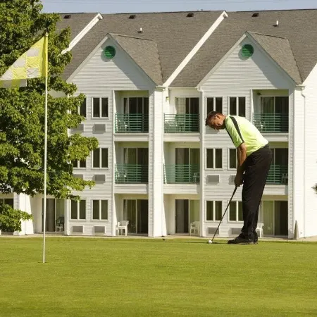 Lakeview Hills Country Club & Resort
