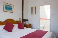 Moss Cottage Hotels in Billesley