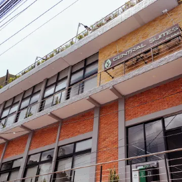 Central Suites by H&R