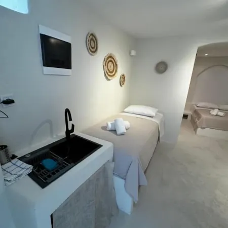 White Sand Cave Suite