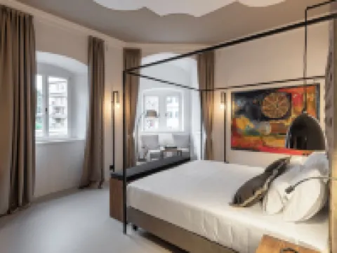 กาสเตล เฮอร์เทินแบร์ก โรงแรมในโบลซาโน