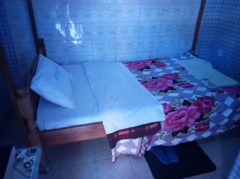 1000 Thousand Psalms Hotel