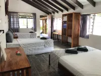 Deco Stop Lodge فنادق في Dany Island