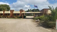 Toora Lodge Motel Hotels in Foster