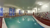 Holiday Inn FLORENCE by IHG - Swimmingpools