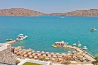 Royal Marmin Bay Boutique & Art Hotel - Bjergudsigt