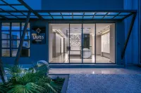 Lavris City Suites Hotels in Nea Alikarnassos