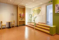 B&B Hotel le Puy-en-Velay - parking