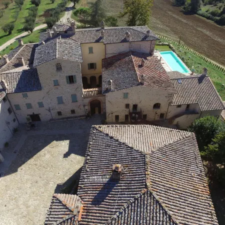 Borgo Colognola - Dimora Storica