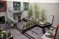 يادويا هوتل Hotels near أتوميوم