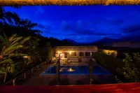 Tiloreza Volcanoes Ecolodge - Pools