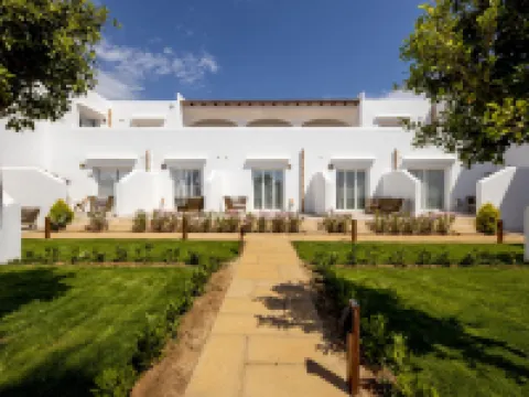 艾奎斯小度假村 卡拉達沃酒店