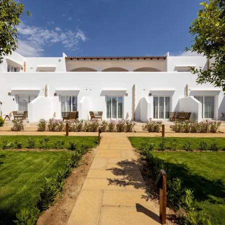 Eques Petit Resort