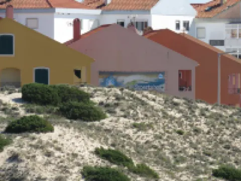 Supertubos Beach Hostel Hotel di Atouguia da Baleia