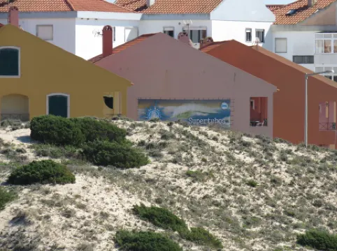 Supertubos Beach Hostel