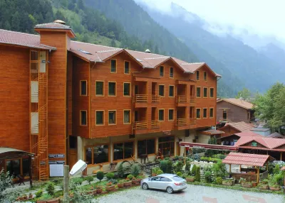 Inan Kardesler Hotel Hôtels à : Uzungol