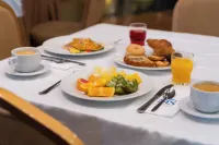 إم إا أوامارينا كوستا ديل سول - فطور