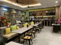 SPRING SEASON HOTEL Hôtels à : Muar