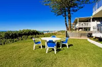 Oceanside Resort Hotels near Gold Coast Airport