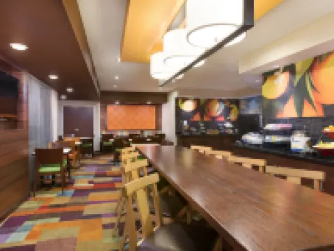 Fairfield Inn & Suites Youngstown Boardman/Poland Hotels in Boardman Township