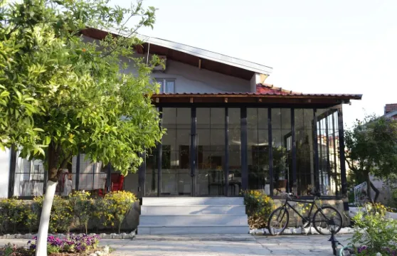 達爾揚假日酒店