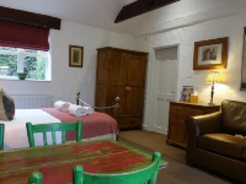 Home Farm & Lodge Hotels in Doncaster