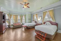 Coombs Inn & Suites Hotels in Apalachicola