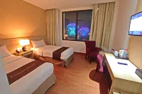 Padjadjaran Suites Resort and Convention Hotel - spa