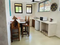 Blue Reef Sport & Fishing Lodge and Bungalows - breakfast